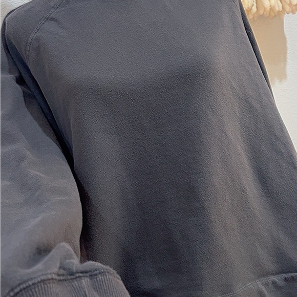 Vuori cropped sweatshirt - Picture 6 of 6